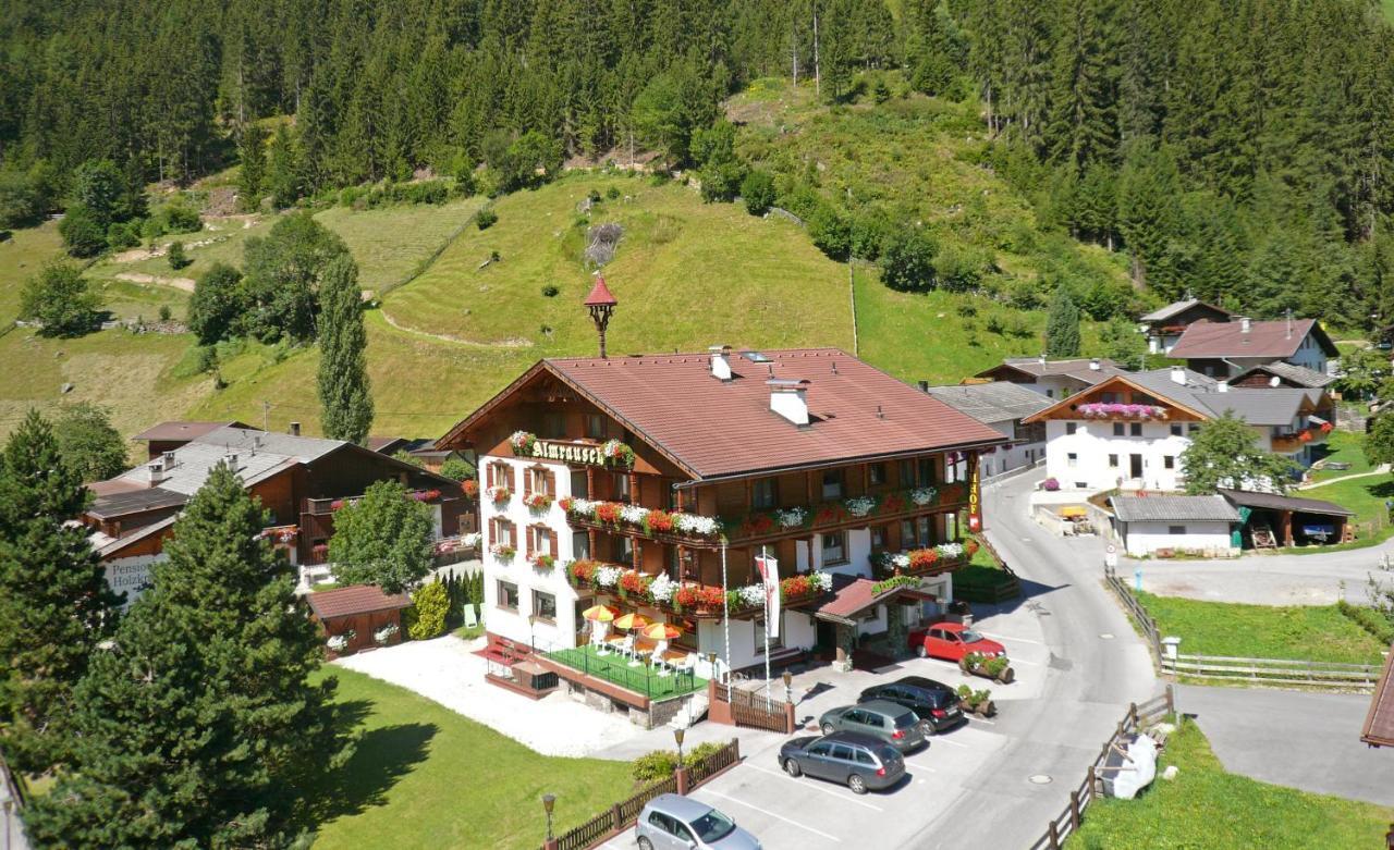 Pension Almrausch Neustift im Stubaital Exterior photo